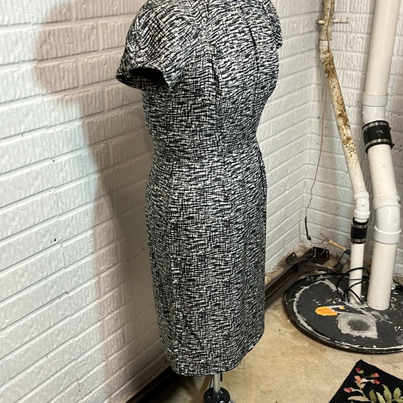 Silk Banana Republic Dress - Picture 4 of 6